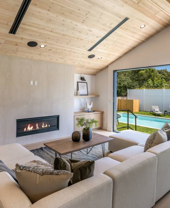 016_12026_aneta-16_715